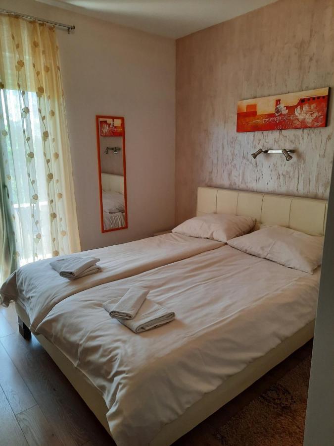 Apartman Eden Hotel Poreč Kültér fotó